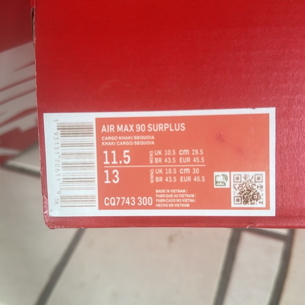 Nike men’s air max olive - Picture 4 of 4